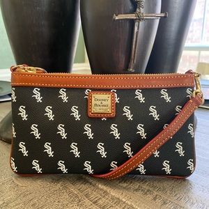 Dooney and Bourke - MLB White Sox - Slim Wristlet